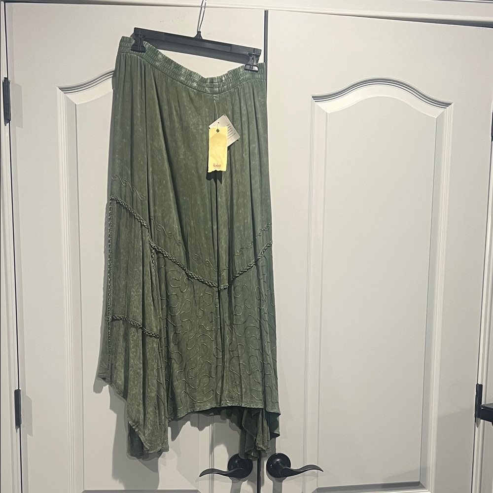 Reba High Low Green Skirt